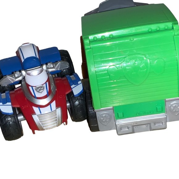 Paw Patrol Garbage Truck Race Car Figures and Badges - Picture 9 of 16